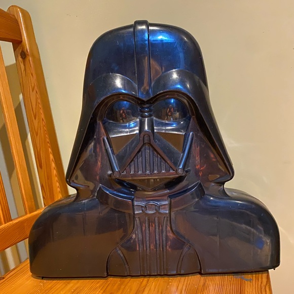 Vintage Star Wars Darth Vader Action Figure Carrying Case - Picture 1 of 6